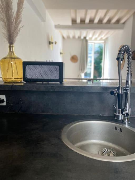 Loft/Jardin Et Parking : Le Petit Clos Bourdet Honfleur Extérieur photo