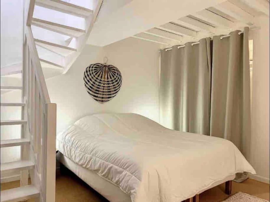 Loft/Jardin Et Parking : Le Petit Clos Bourdet Honfleur Extérieur photo