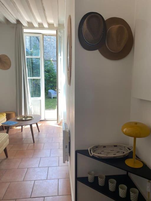 Loft/Jardin Et Parking : Le Petit Clos Bourdet Honfleur Extérieur photo