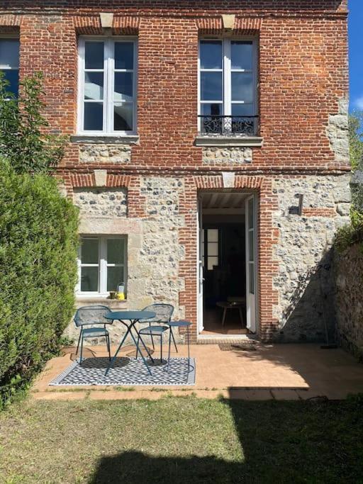 Loft/Jardin Et Parking : Le Petit Clos Bourdet Honfleur Extérieur photo